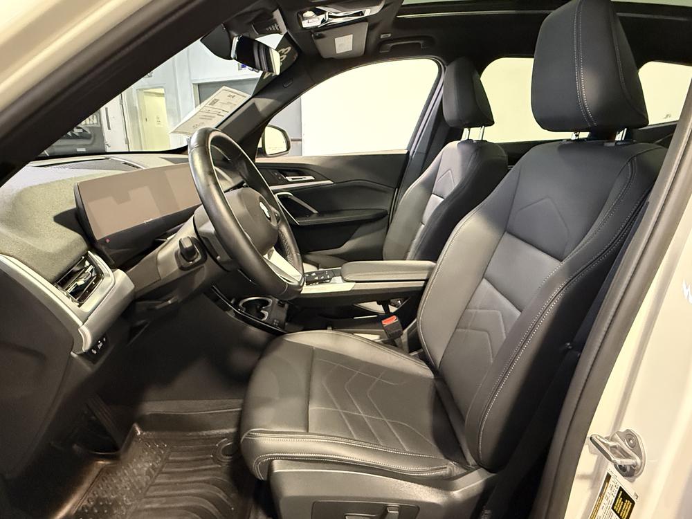 BMW X1 XDrive28i 2023 d&rsquo;occasion à vendre - 17