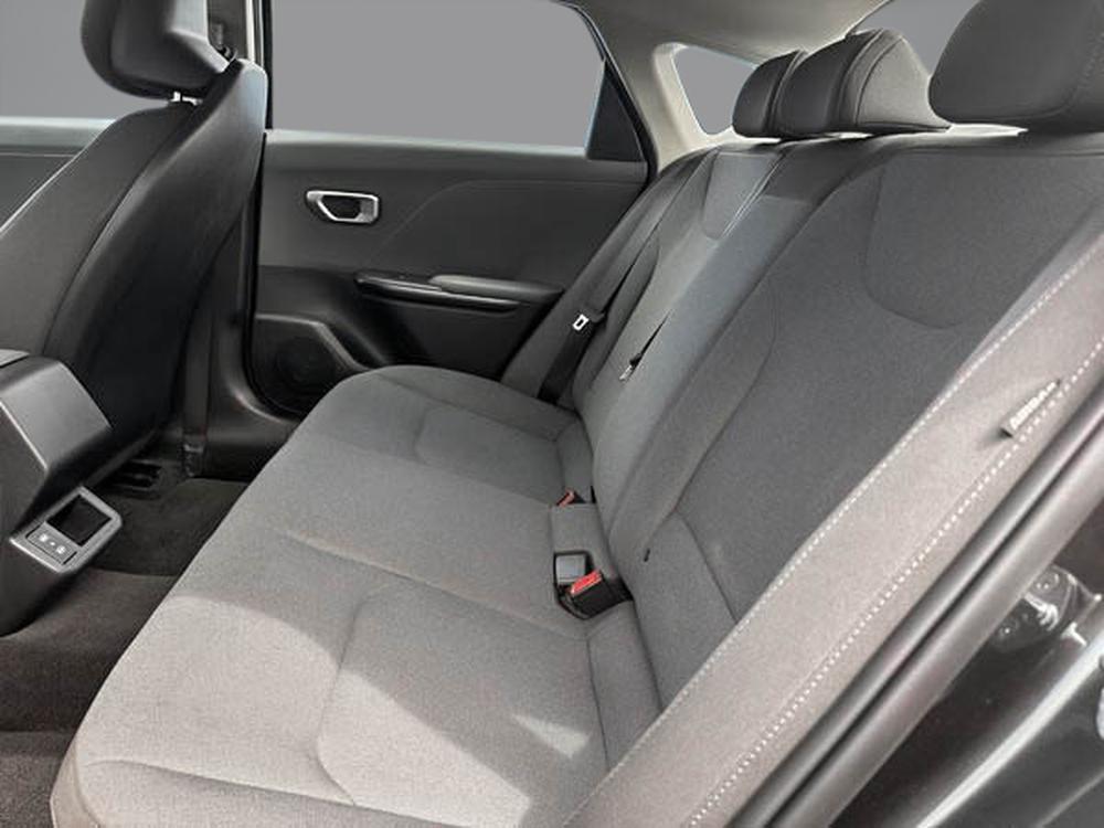 Kia K4 LX 2025 d&rsquo;occasion à vendre - 33