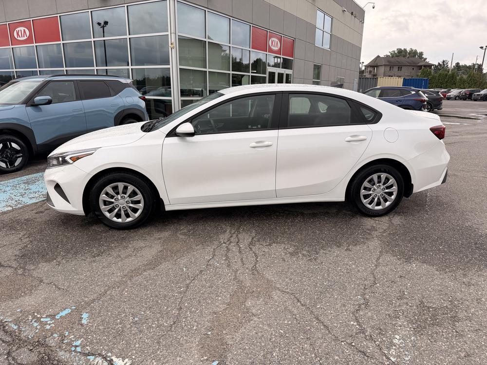 Kia Forte LX 2024 d&rsquo;occasion à vendre - 4