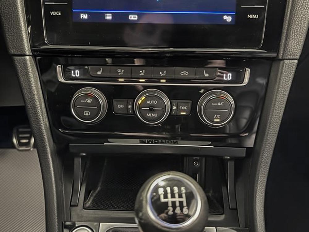Volkswagen Golf R 2.0 TSI 2018 d&rsquo;occasion à vendre - 27