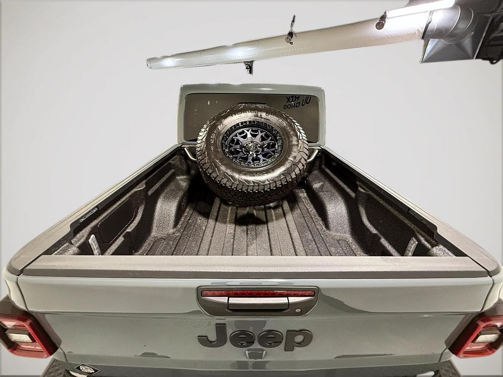 Jeep Gladiator SPORT S // 4X4 // 8000$ EN MODIFICATIONS 2025 d&rsquo;occasion à vendre - 8