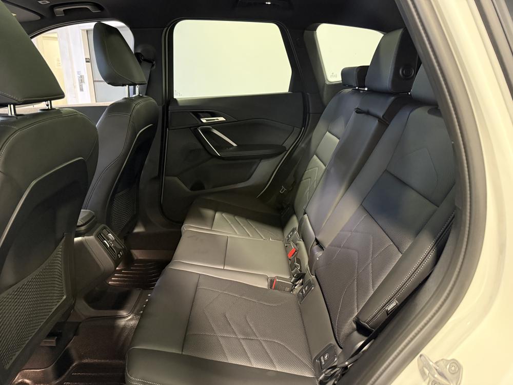 BMW X1 XDrive28i 2023 d&rsquo;occasion à vendre - 29