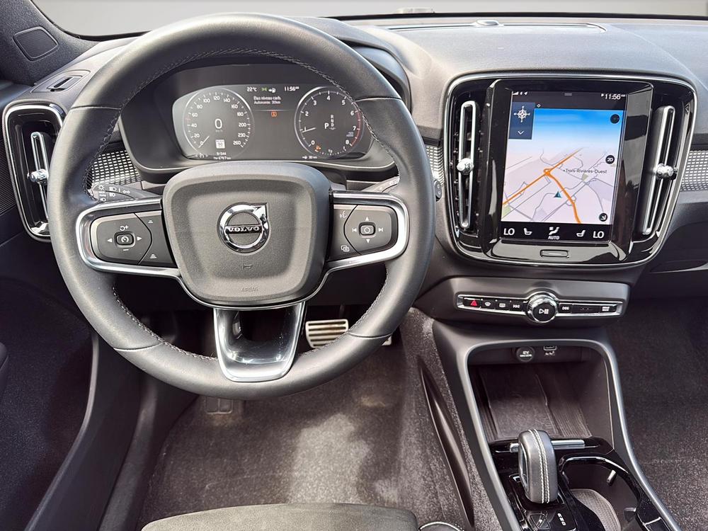 Volvo XC40 2022 Gris usage à vendre Volvo XC40 2022 Gris usage à vendre