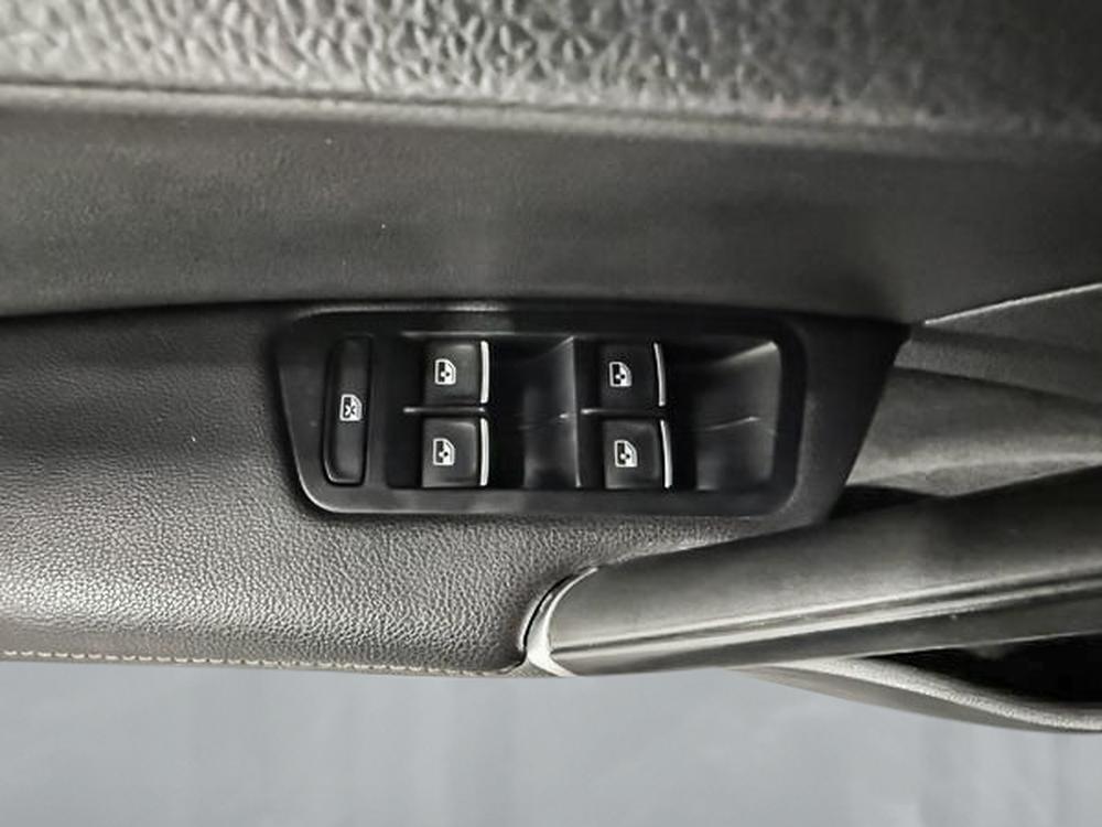 Volkswagen Golf R 2.0 TSI 2018 d&rsquo;occasion à vendre - 14