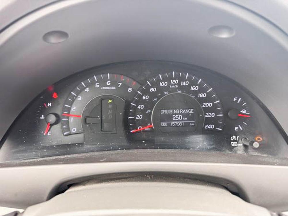 Toyota Camry XLE 2010 d&rsquo;occasion à vendre - 23