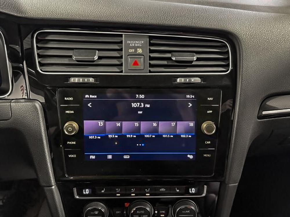 Volkswagen Golf R 2.0 TSI 2018 d&rsquo;occasion à vendre - 24
