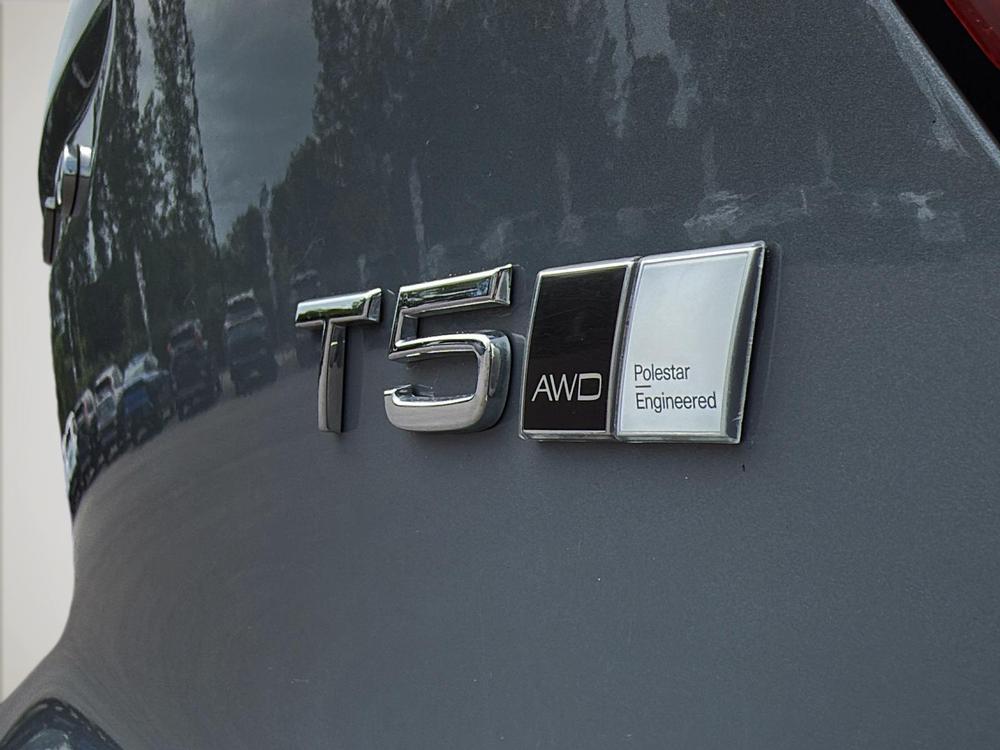 Volvo XC40 2022 Gris usage à vendre Volvo XC40 2022 Gris usage à vendre