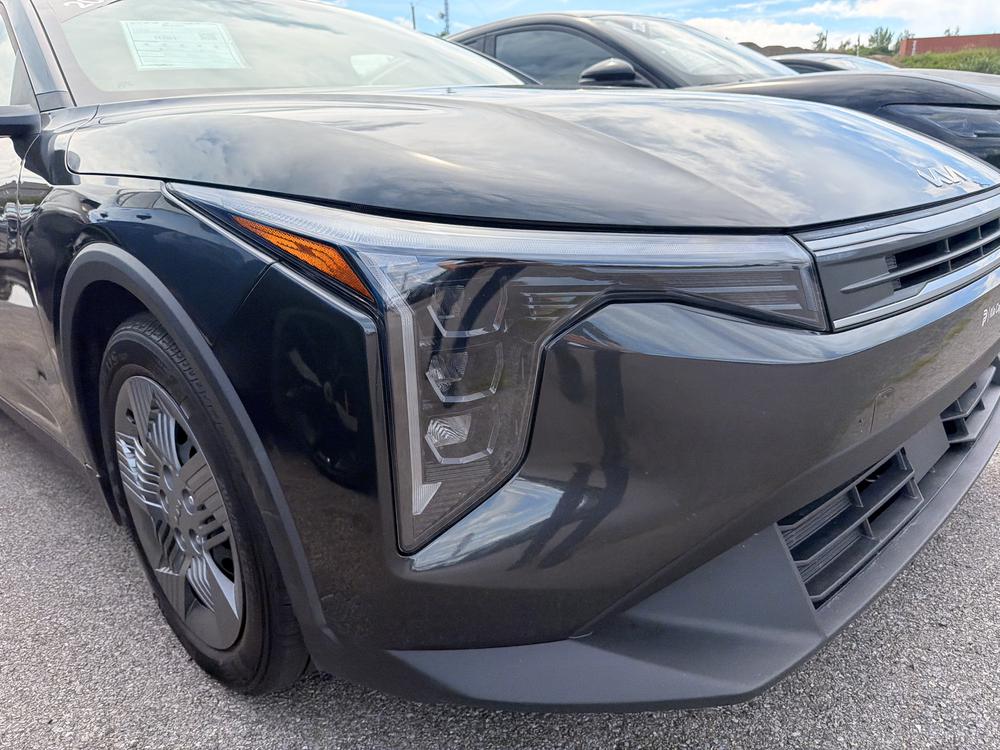 Kia K4 2025 Gris usage à vendre Kia K4 2025 Gris usage à vendre