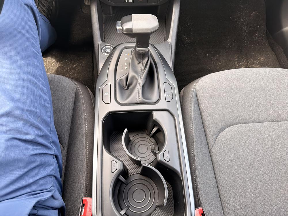 Kia K4 2025 Gris usage à vendre Kia K4 2025 Gris usage à vendre