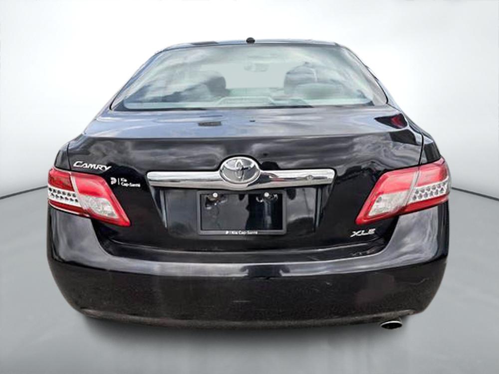 Toyota Camry XLE 2010 d&rsquo;occasion à vendre - 7