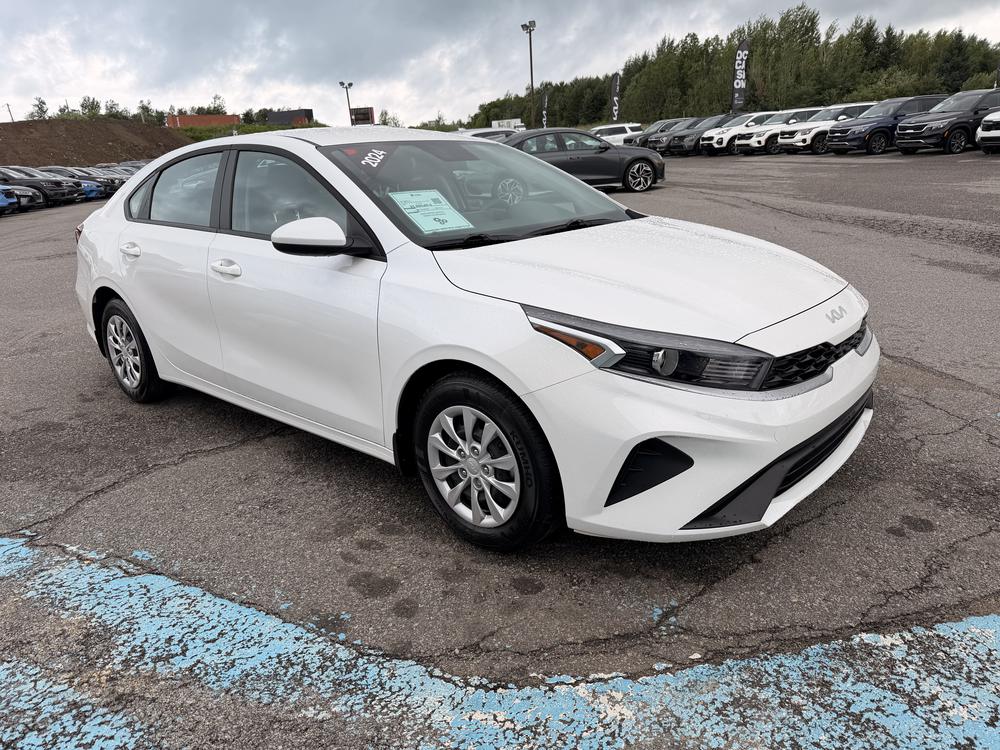 Kia Forte LX 2024 d&rsquo;occasion à vendre