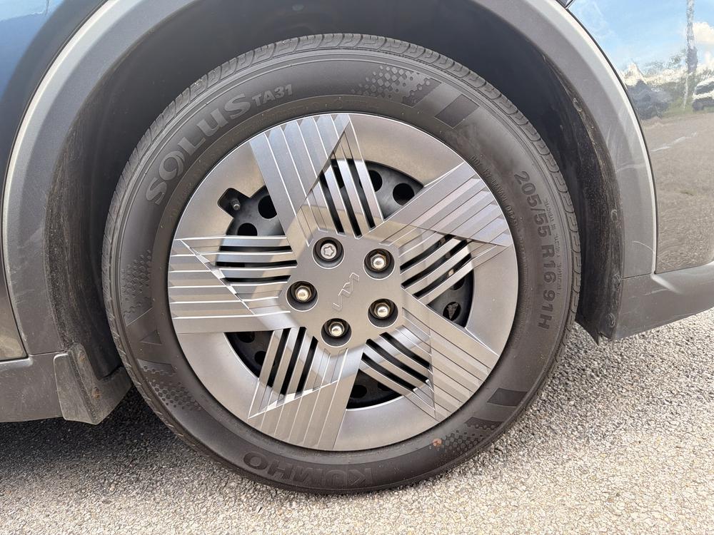 Kia K4 2025 Gris usage à vendre Kia K4 2025 Gris usage à vendre