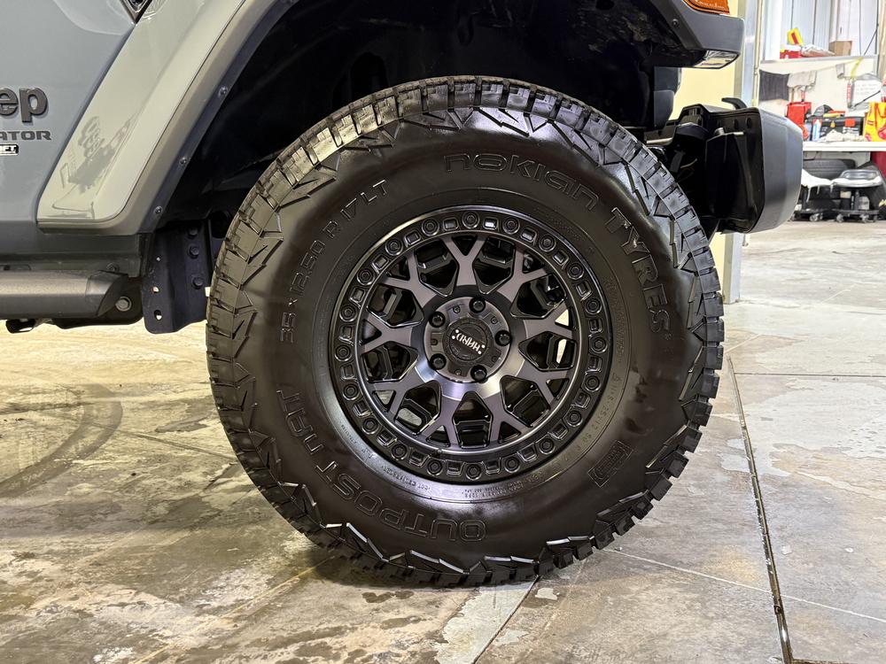 Jeep Gladiator SPORT S // 4X4 // 8000$ EN MODIFICATIONS 2025 d&rsquo;occasion à vendre - 11