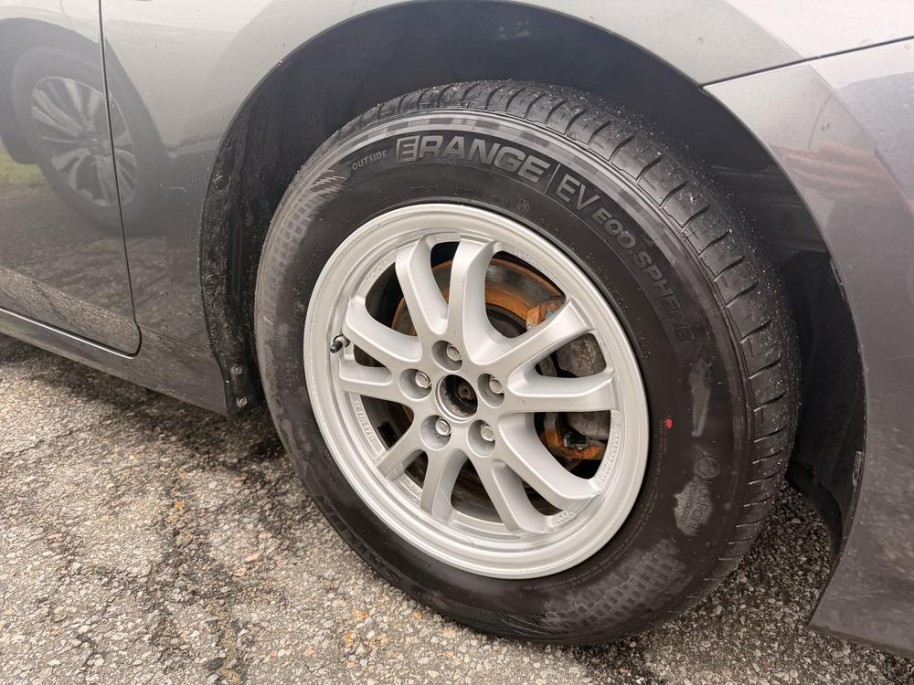 Toyota Prius Prime 2021 Gris usage à vendre Toyota Prius Prime 2021 Gris usage à vendre