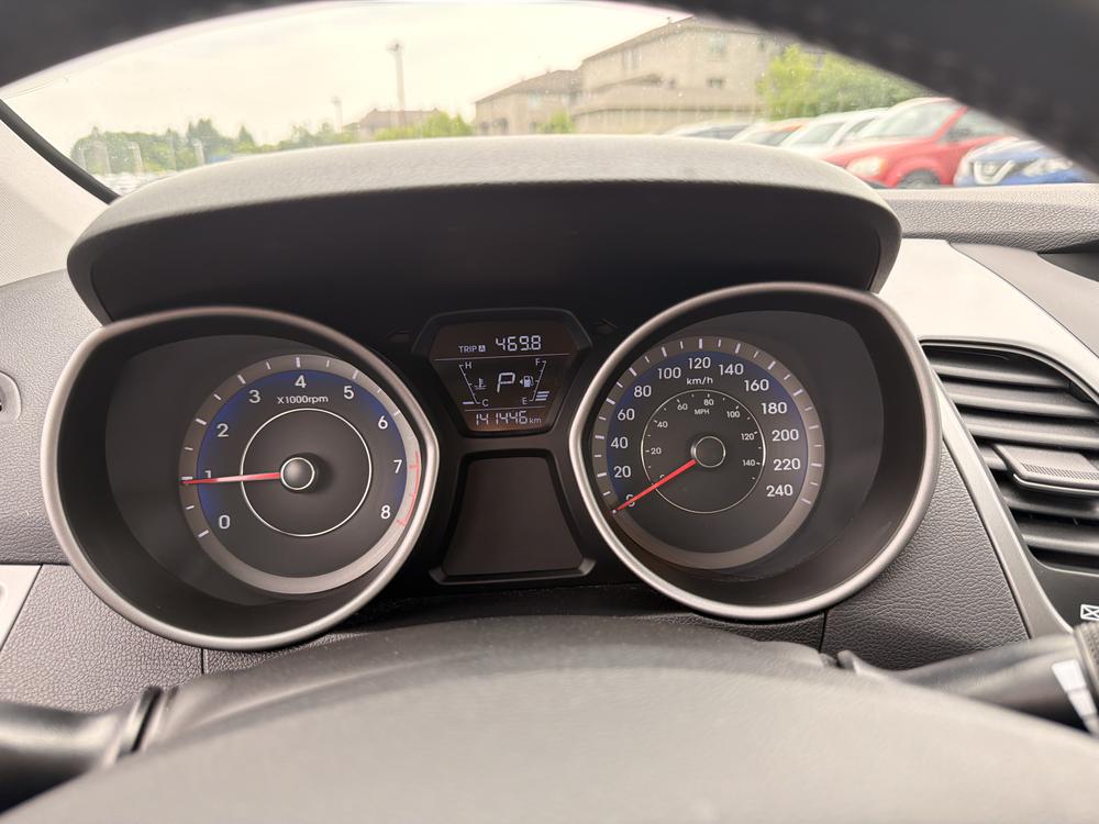 Hyundai Elantra GLS 2015 d&rsquo;occasion à vendre - 24