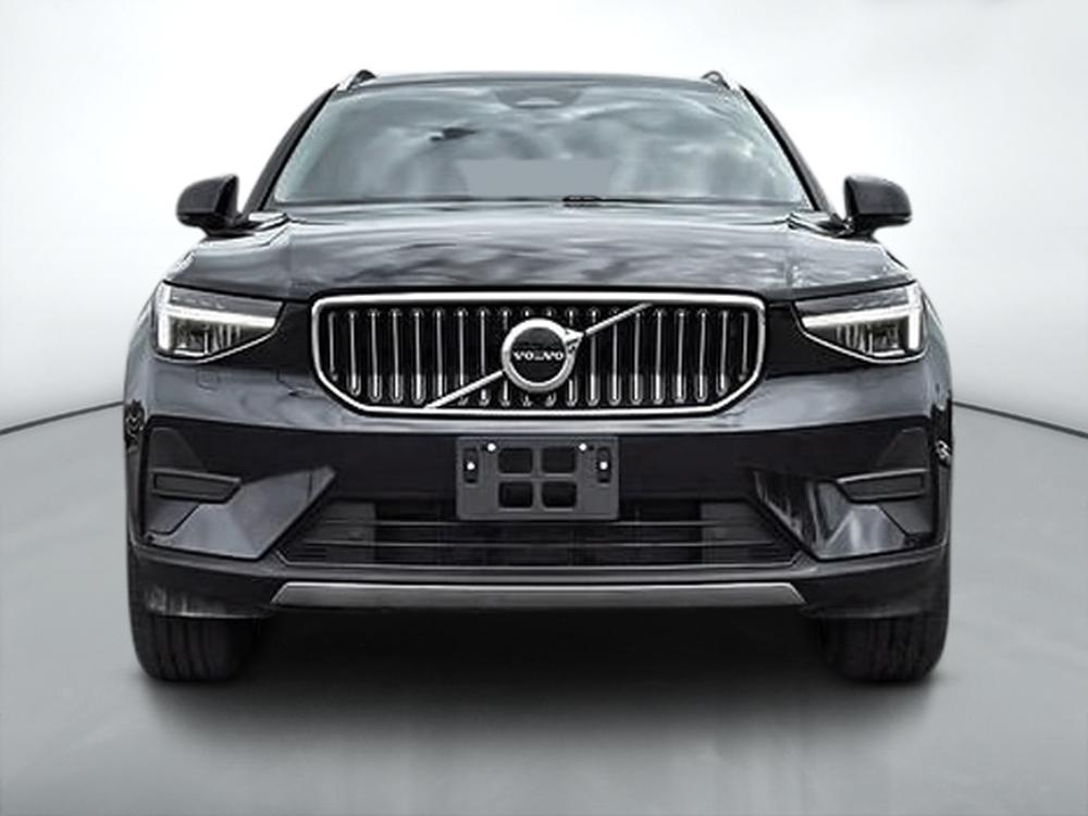 Volvo XC40 2025 Noir usage à vendre Volvo XC40 2025 Noir usage à vendre