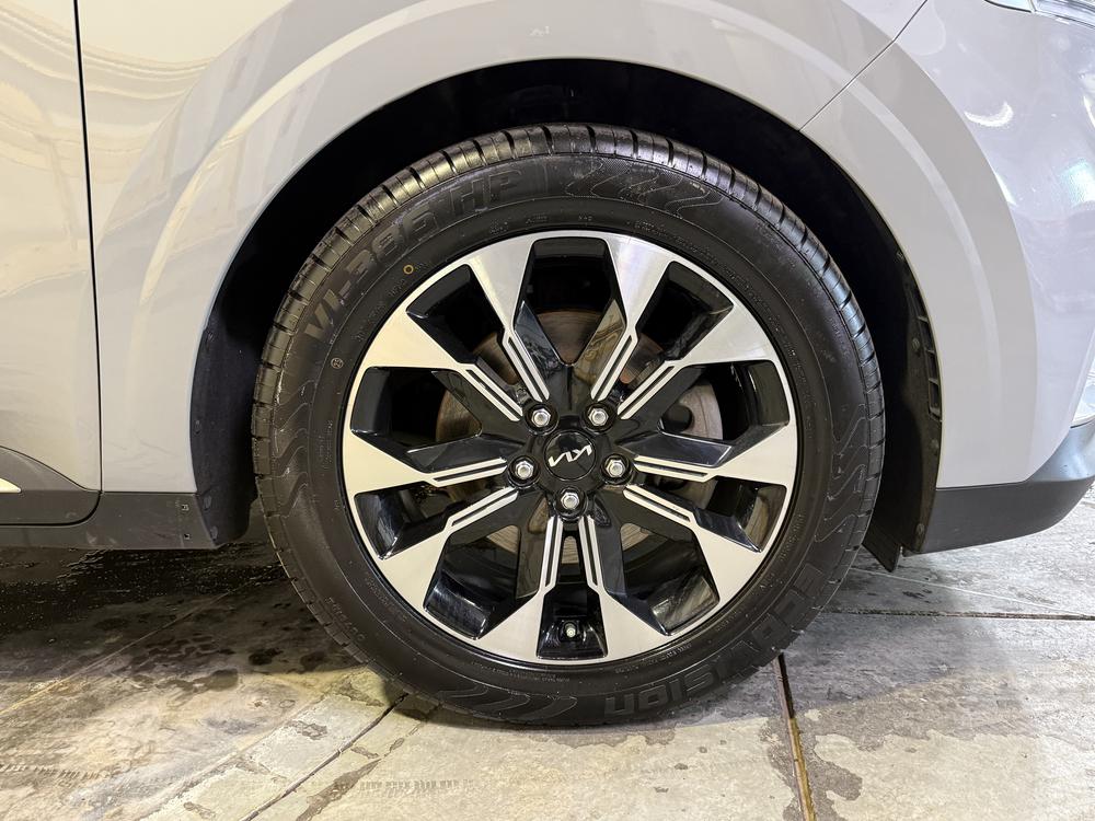 Kia Carnival EX 2024 d&rsquo;occasion à vendre - 12
