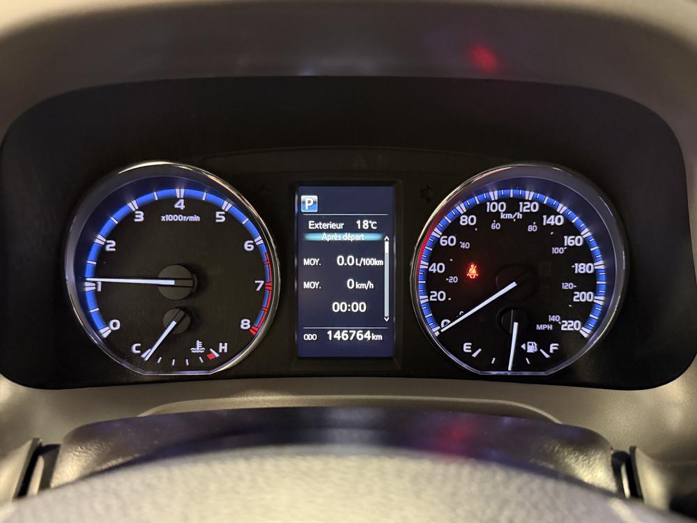 Toyota RAV4 LE 2018 d&rsquo;occasion à vendre - 23