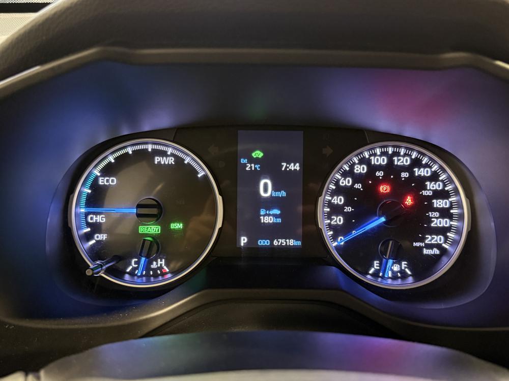 Toyota RAV4 LE HYBRIDE 2019 d&rsquo;occasion à vendre - 23