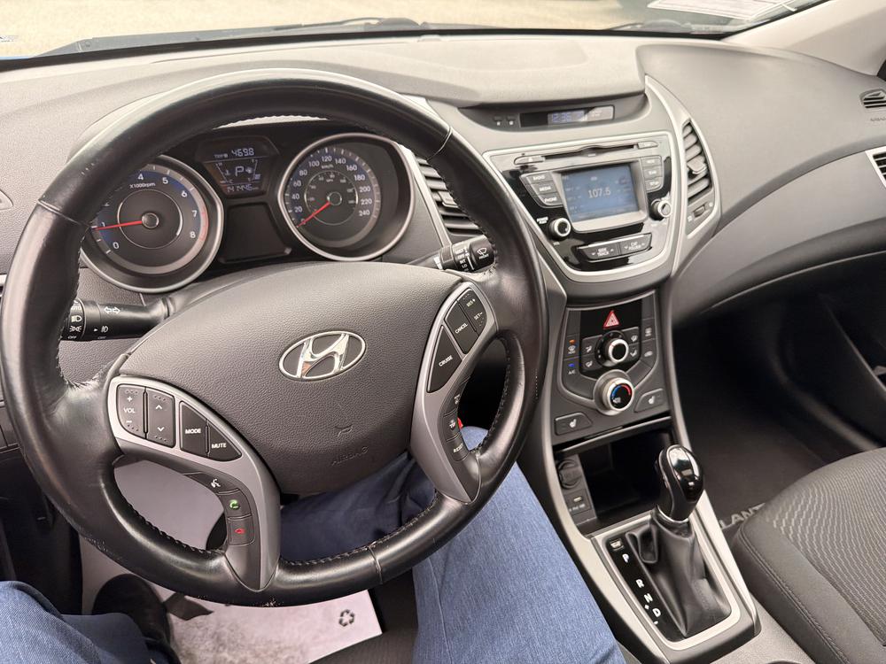 Hyundai Elantra GLS 2015 d&rsquo;occasion à vendre - 29