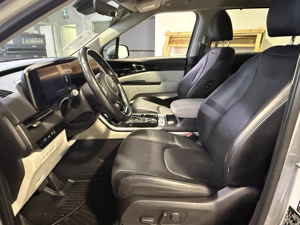 Kia Carnival EX 2024 d&rsquo;occasion à vendre - 16