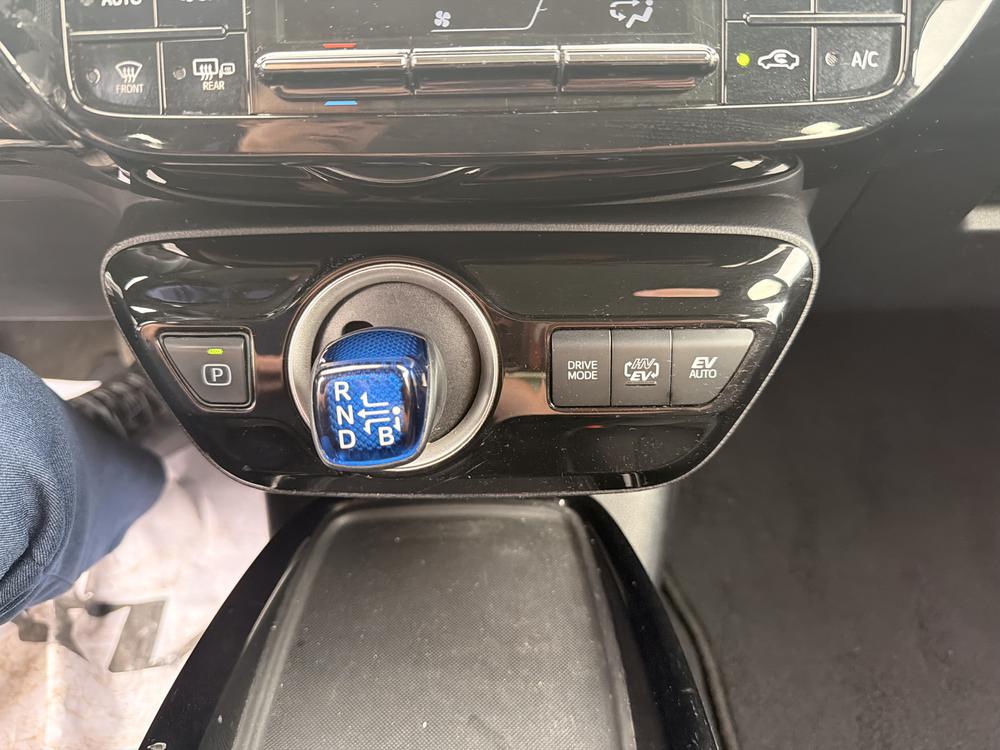 Toyota Prius Prime 2021 Gris usage à vendre Toyota Prius Prime 2021 Gris usage à vendre