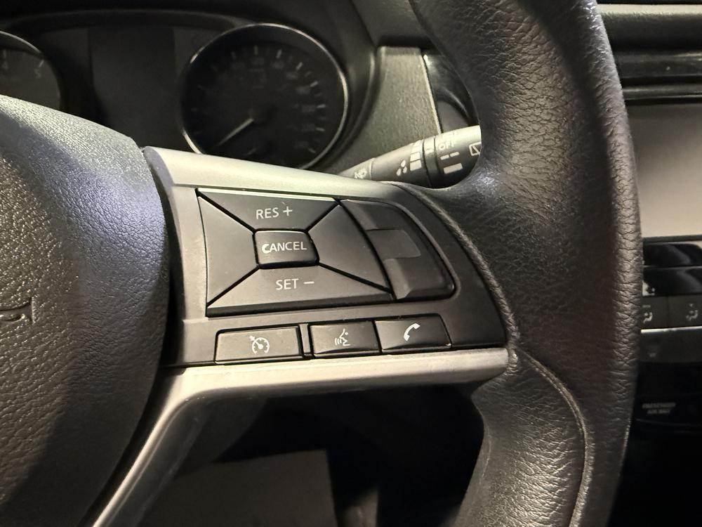 Nissan Rogue S 2018 d&rsquo;occasion à vendre - 21