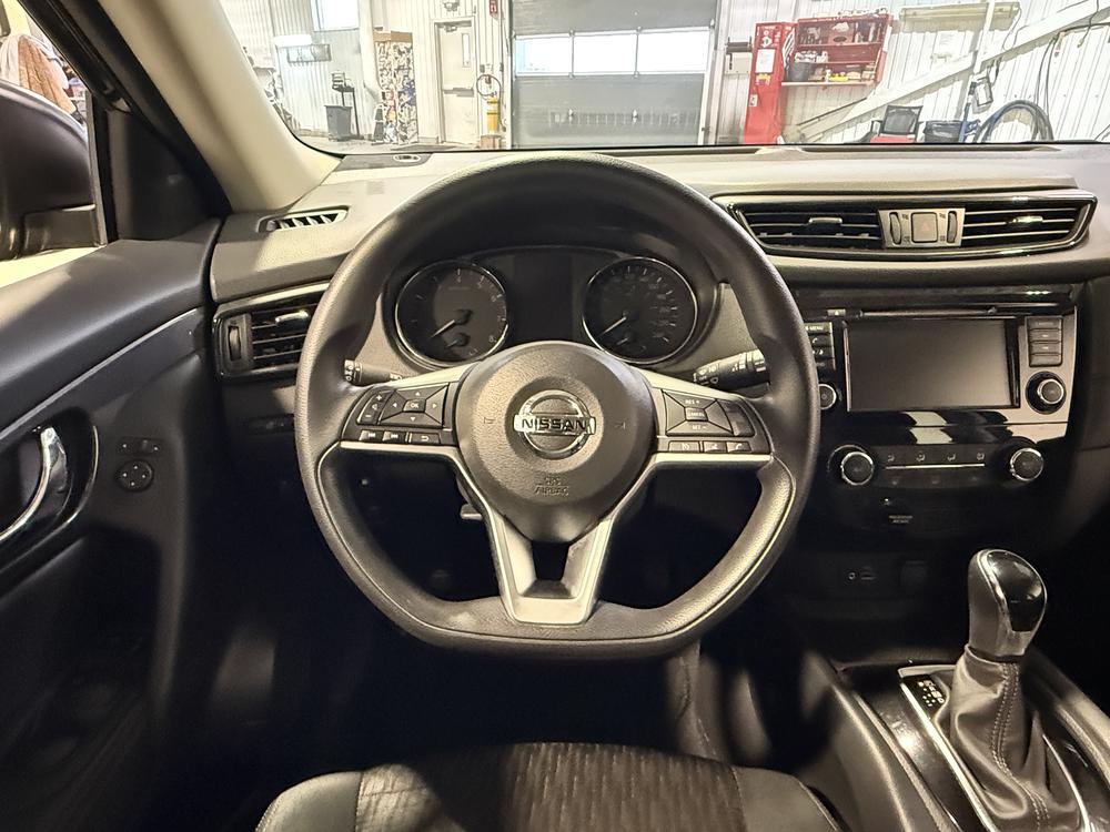 Nissan Rogue S 2018 d&rsquo;occasion à vendre - 18