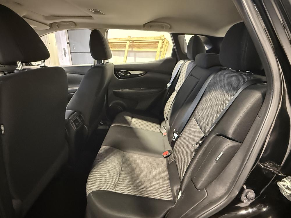 Nissan Qashqai SV TI 2021 d&rsquo;occasion à vendre - 32