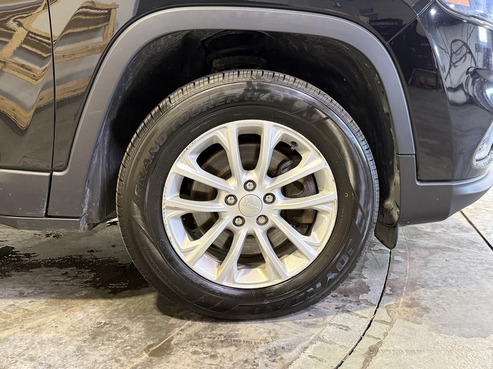 Jeep Cherokee SPORT 2021 d&rsquo;occasion à vendre - 12