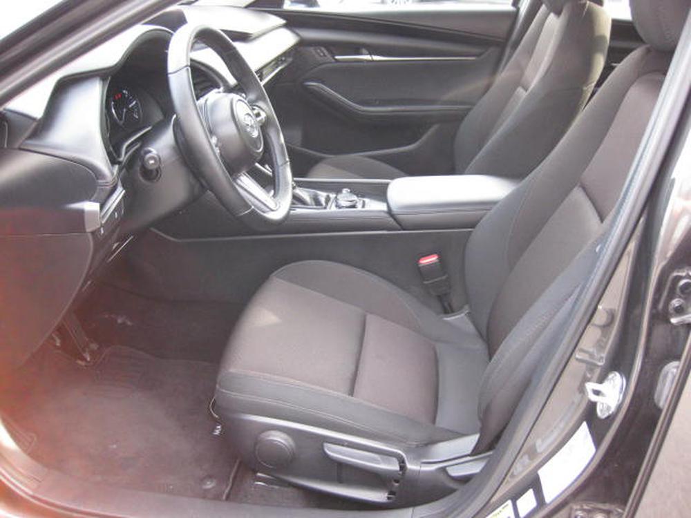 Mazda Mazda3 GS 2023 d&rsquo;occasion à vendre - 12