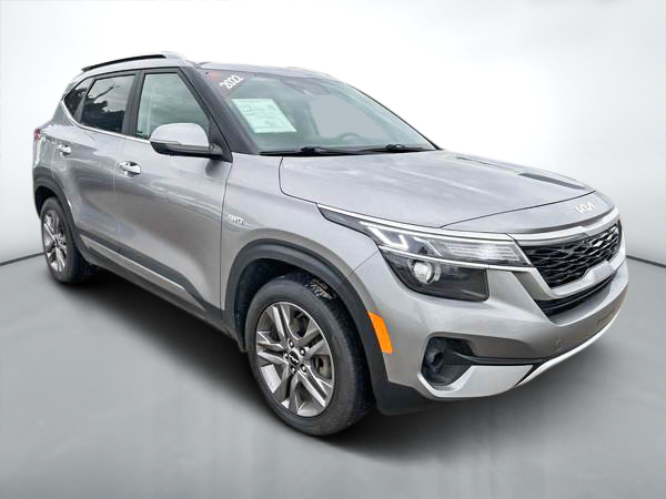 Gray 2022 Kia Seltos SUV / Crossover All-Wheel Drive Automatic