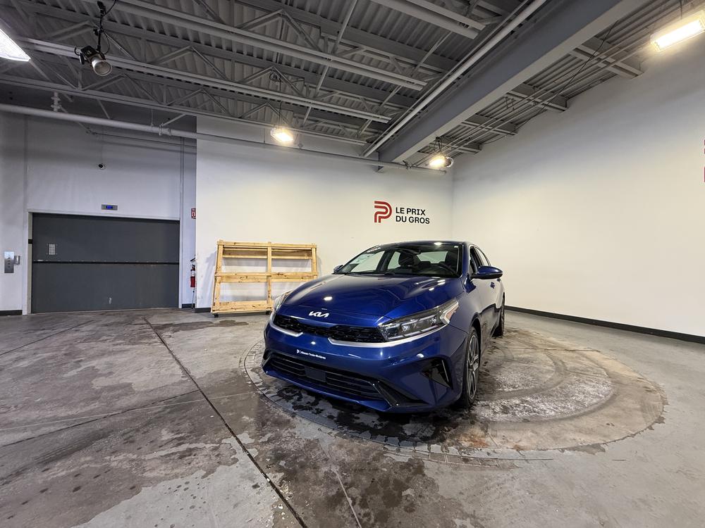 Kia Forte EX 2024 d&rsquo;occasion à vendre - 8
