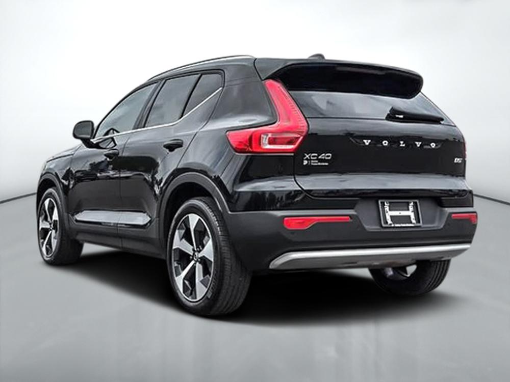 Volvo XC40 2025 Noir usage à vendre Volvo XC40 2025 Noir usage à vendre
