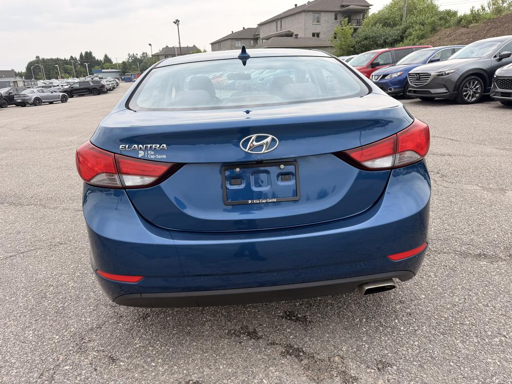 Hyundai Elantra GLS 2015 d&rsquo;occasion à vendre - 7