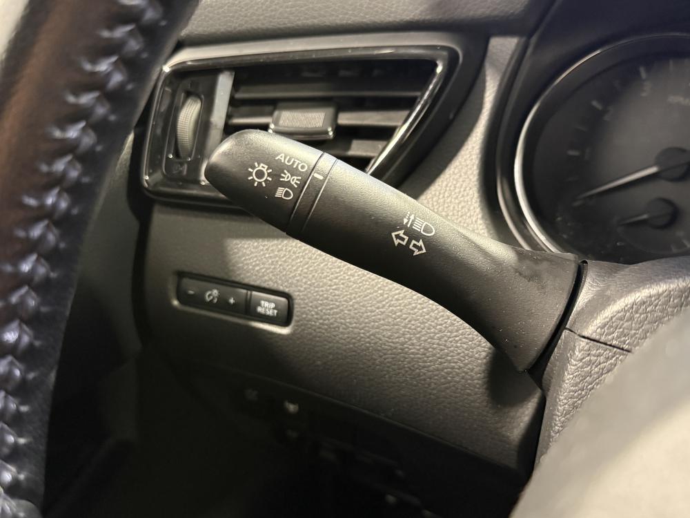 Nissan Qashqai SV TI 2021 d&rsquo;occasion à vendre - 23