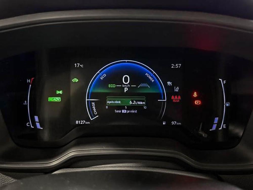 Toyota Corolla Hybrid LE 2025 d&rsquo;occasion à vendre - 24