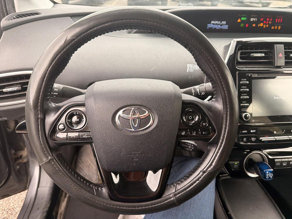Toyota Prius Prime 2021 Gris usage à vendre Toyota Prius Prime 2021 Gris usage à vendre