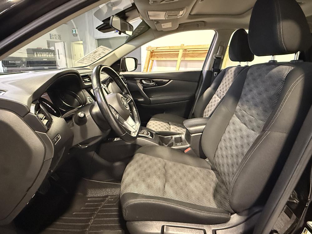 Nissan Qashqai SV TI 2021 d&rsquo;occasion à vendre - 18