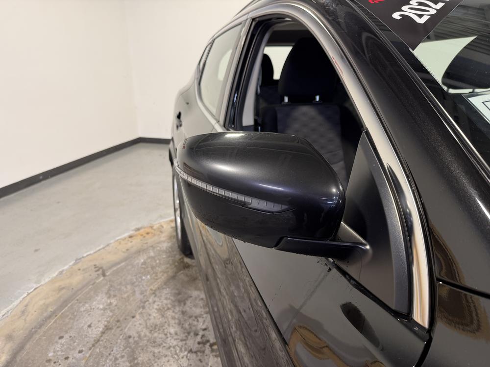 Nissan Qashqai SV TI 2021 d&rsquo;occasion à vendre - 12