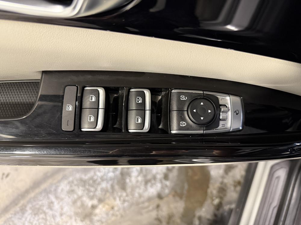 Kia Carnival EX 2024 d&rsquo;occasion à vendre - 14