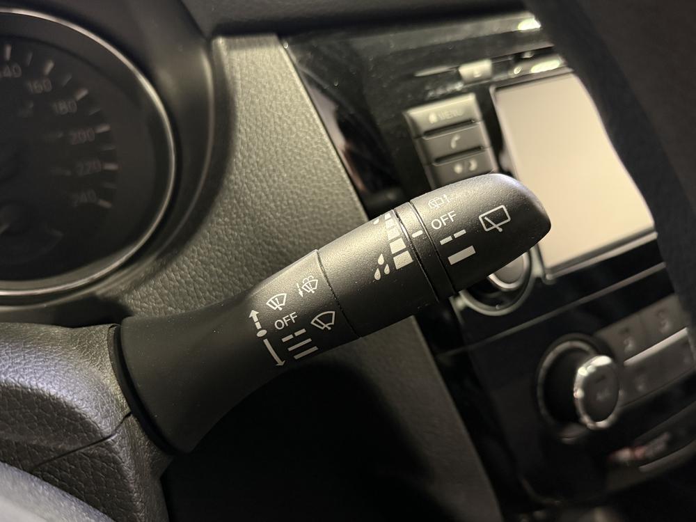 Nissan Rogue S 2018 d&rsquo;occasion à vendre - 23