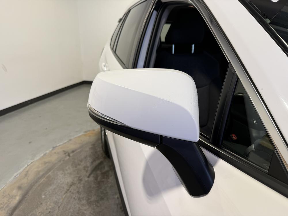 Toyota RAV4 LE HYBRIDE 2019 d&rsquo;occasion à vendre - 11