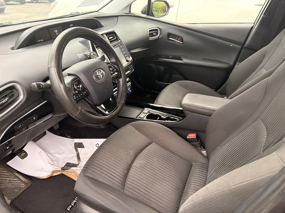 Toyota Prius Prime 2021 Gris usage à vendre Toyota Prius Prime 2021 Gris usage à vendre