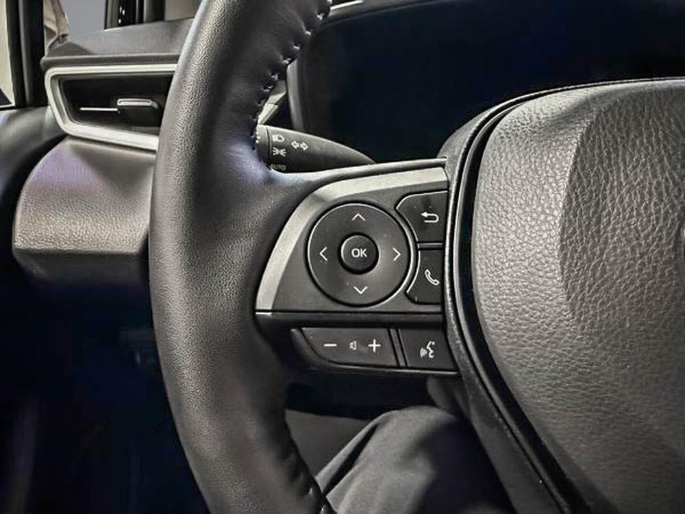 Toyota Corolla Hybrid LE 2025 d&rsquo;occasion à vendre - 19