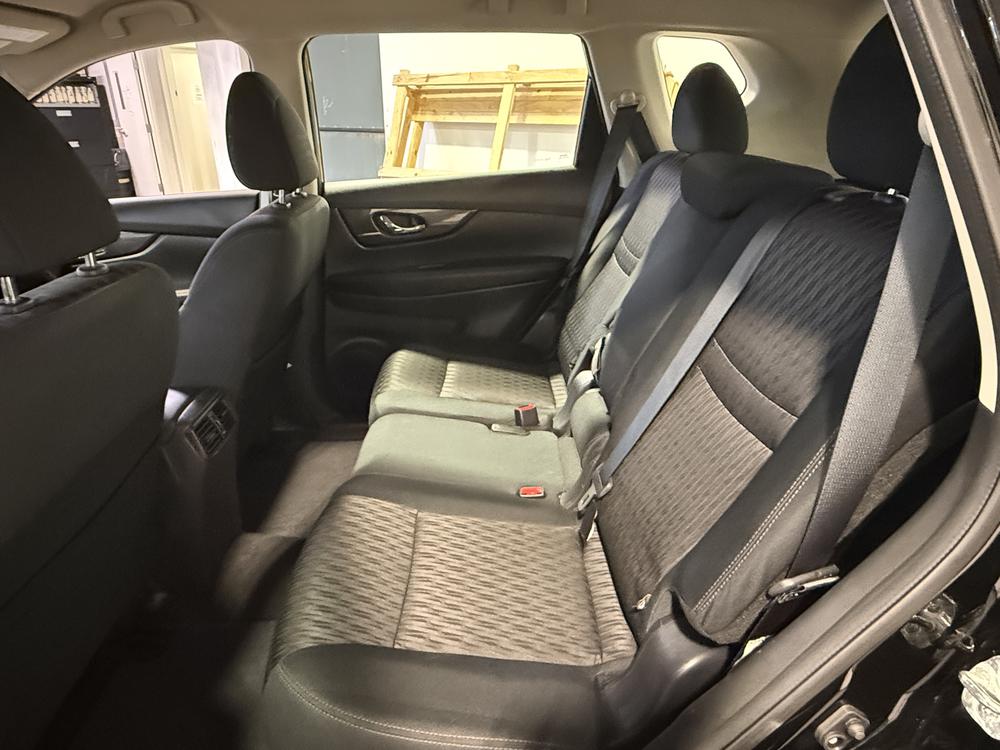 Nissan Rogue S 2018 d&rsquo;occasion à vendre - 30