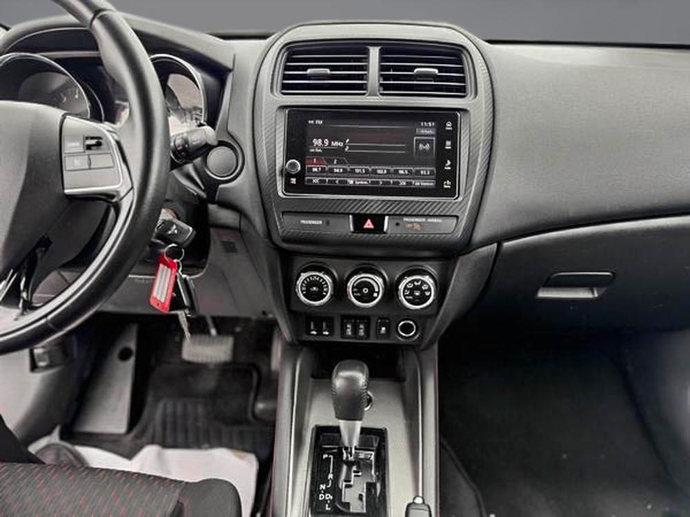 Mitsubishi RVR SE 2018 d&rsquo;occasion à vendre - 13