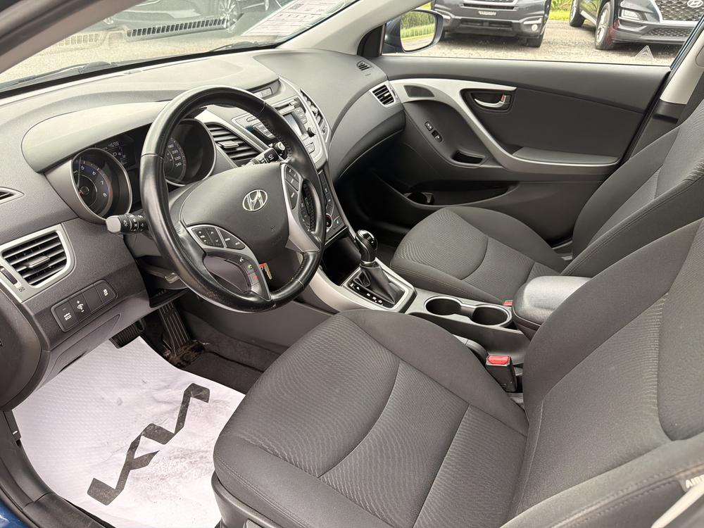 Hyundai Elantra GLS 2015 d&rsquo;occasion à vendre - 19