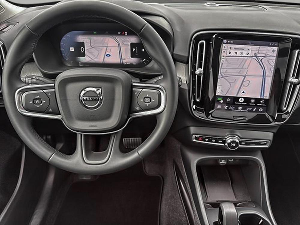 Volvo XC40 2025 Noir usage à vendre Volvo XC40 2025 Noir usage à vendre