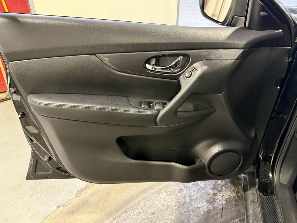 Nissan Rogue S 2020 d&rsquo;occasion à vendre - 13
